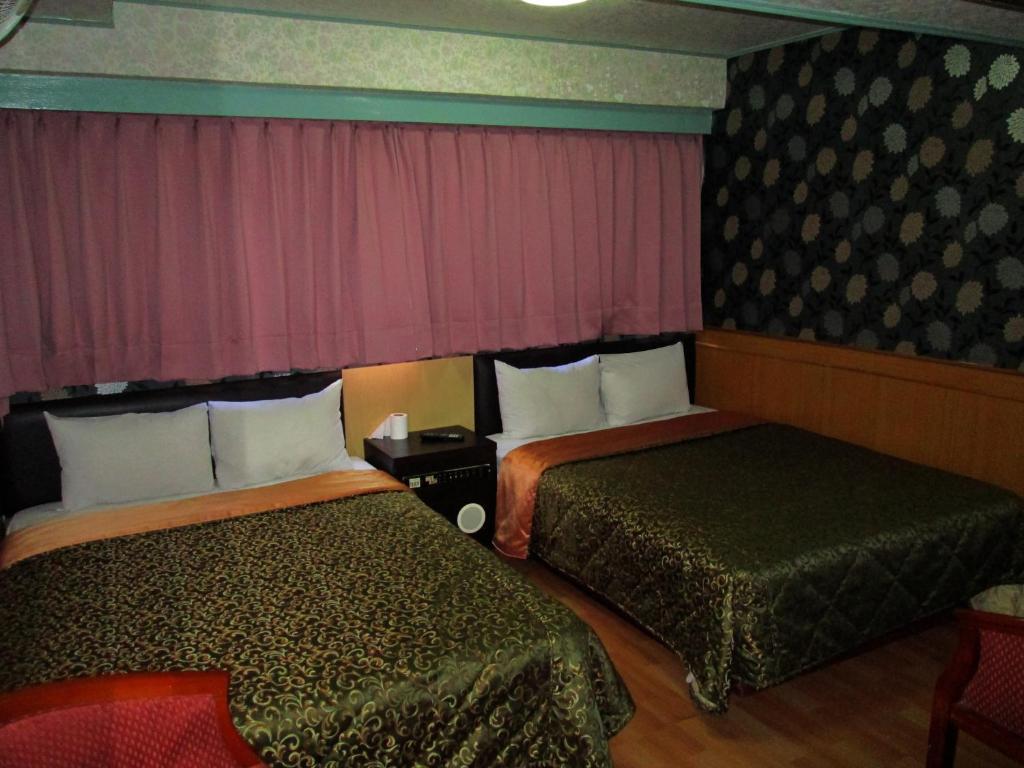 One Plus One Hotel Тайбэй Экстерьер фото