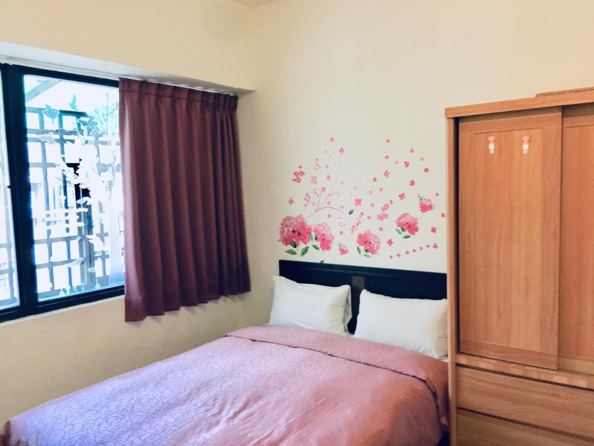 One Plus One Hotel Тайбэй Экстерьер фото