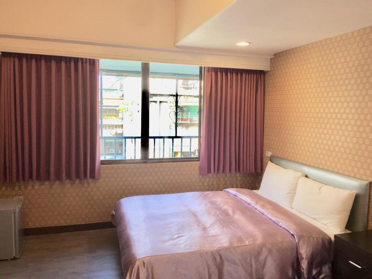 One Plus One Hotel Тайбэй Экстерьер фото